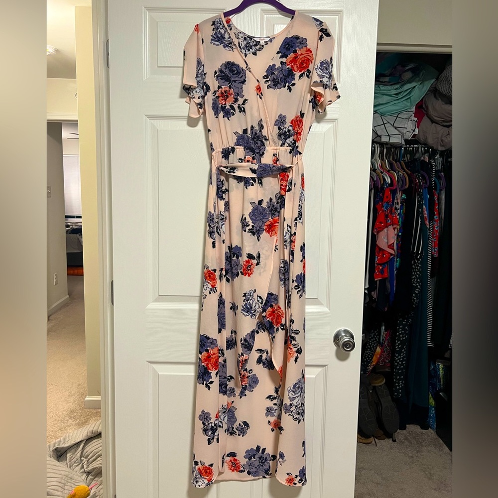 Gorgeous floral romper dress m